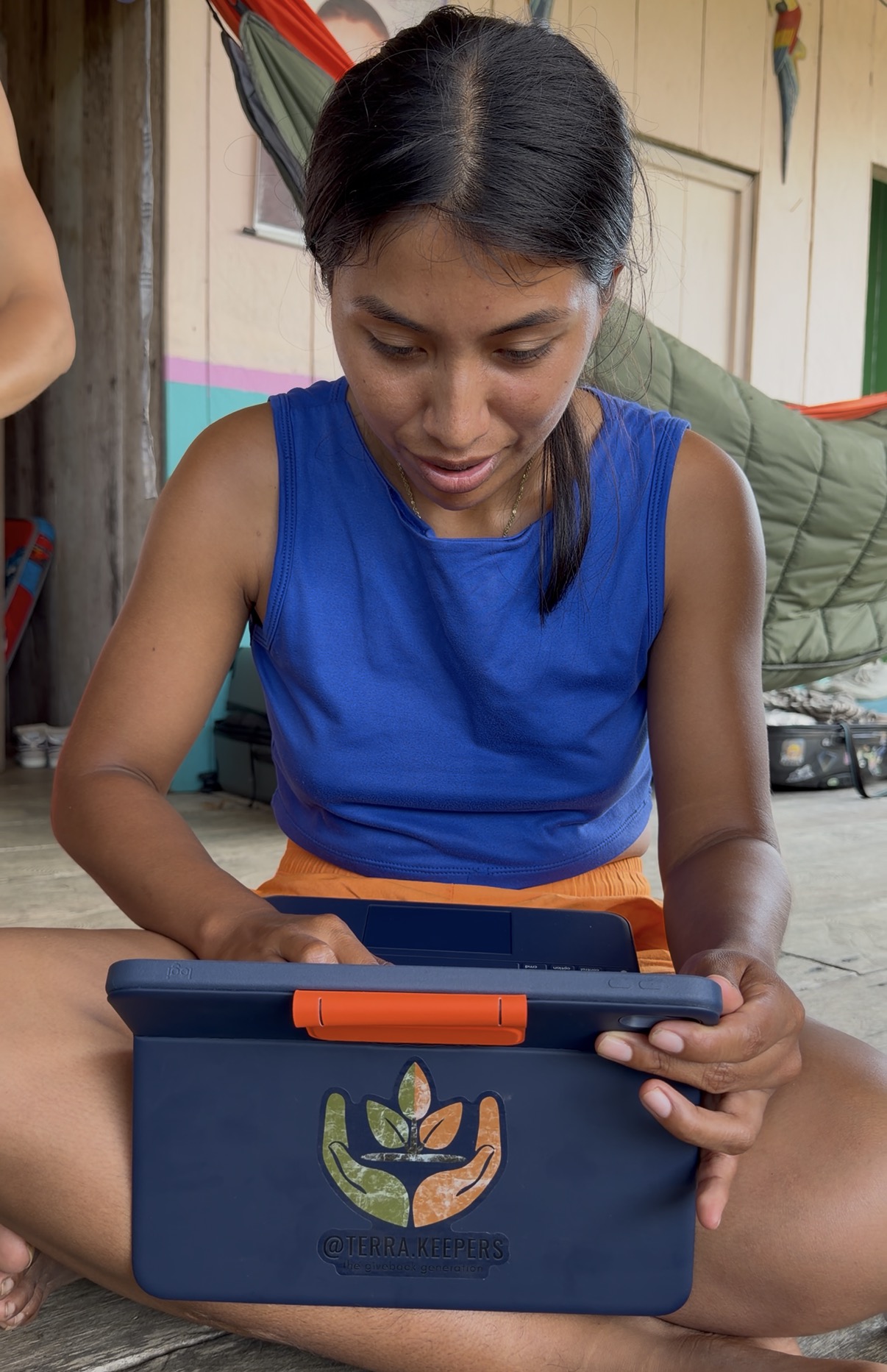 A community member in a training session in El Diviso